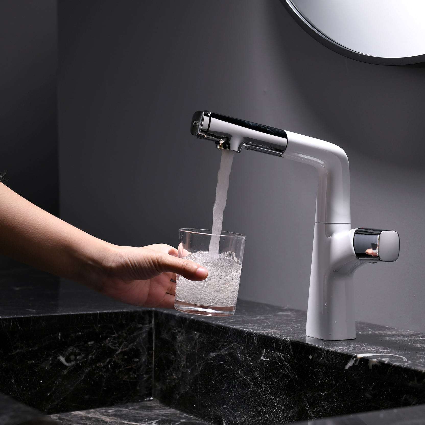 grifos de ba&ntilde;o de oro