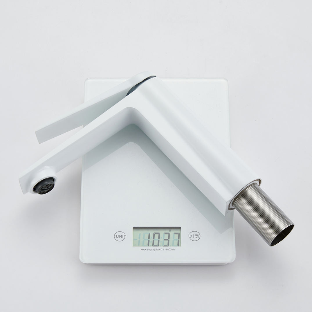 grifo de ba&ntilde;o de bronce