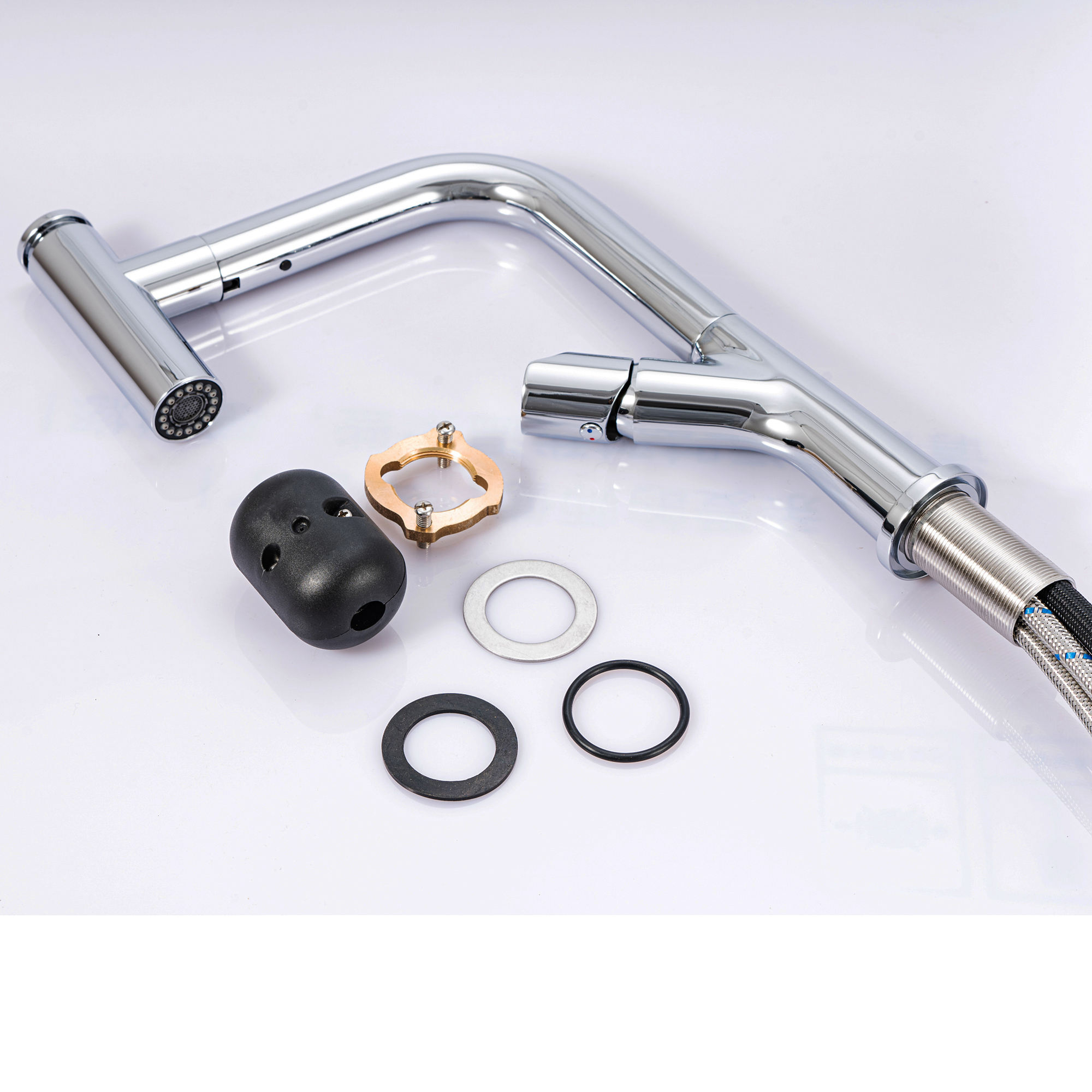 Grifo de cocina de lat&oacute;n