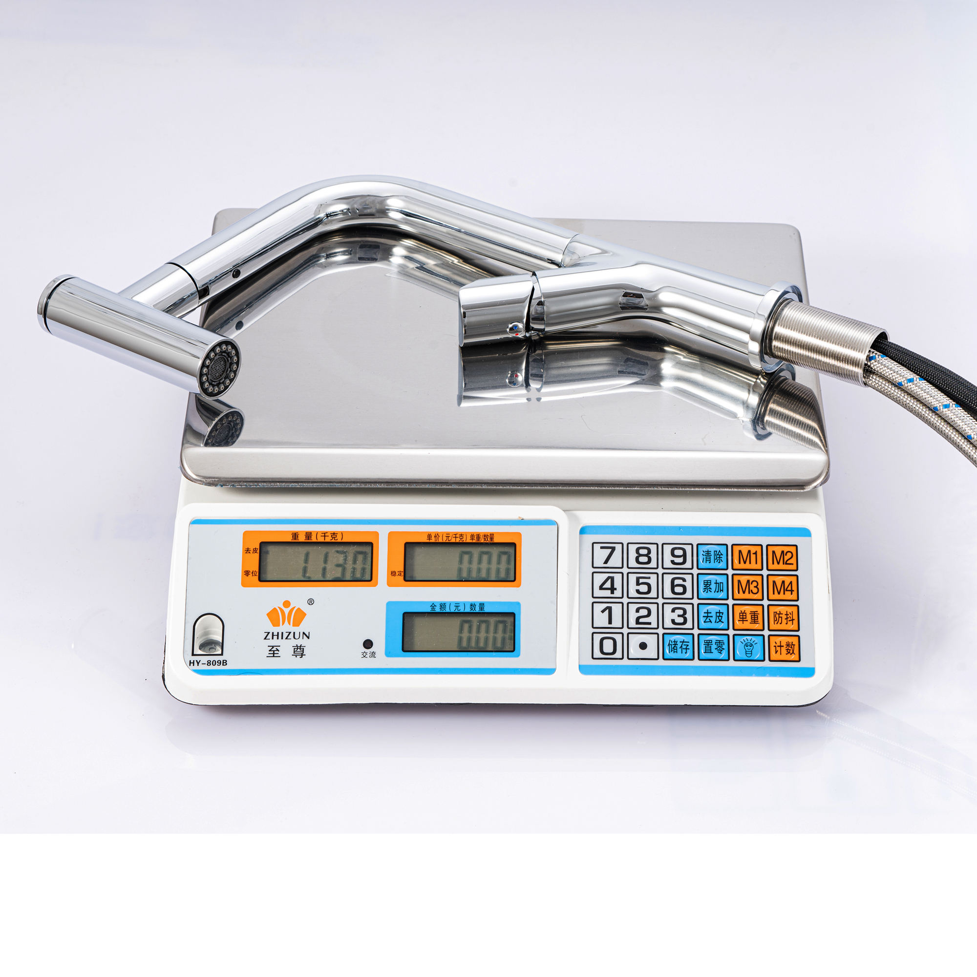 grifo de la cocina de la bah&iacute;a del glaciar